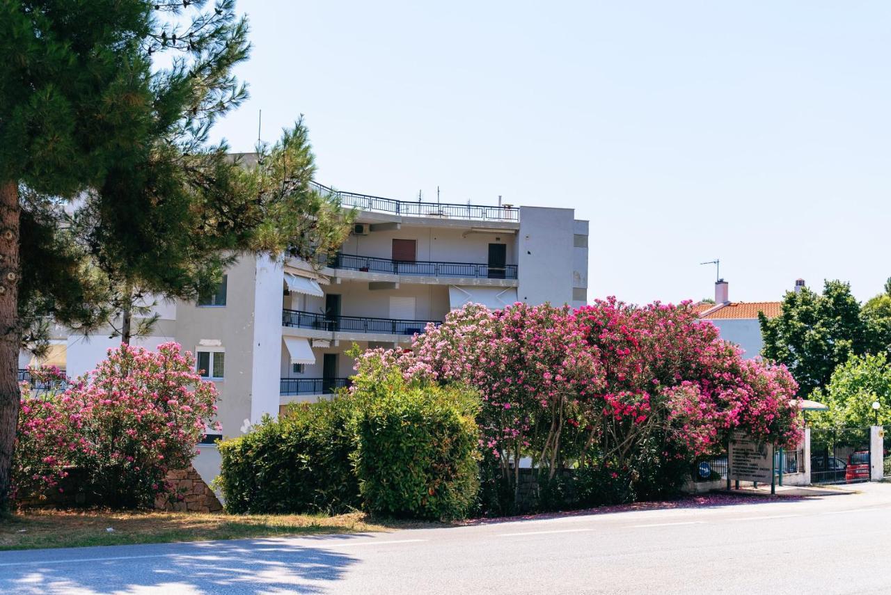 Ferienwohnung Aqua Heaven Nea Iraklitsa Exterior foto